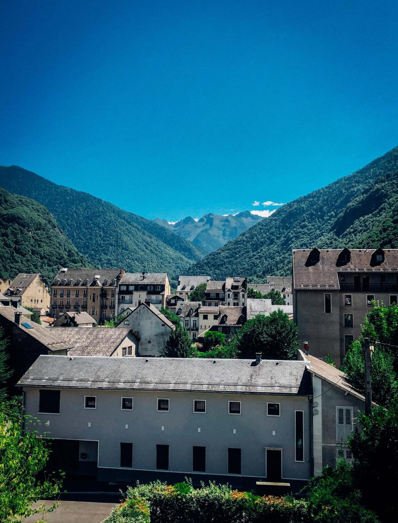 Cano'Py, Charmant 2 Pieces Avec Vue Montagne En Coeur De Ville Bagneres-de-Luchon Екстер'єр фото